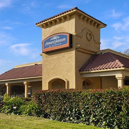Howard Johnson By Wyndham Sacramento Downtown Ngoại thất bức ảnh