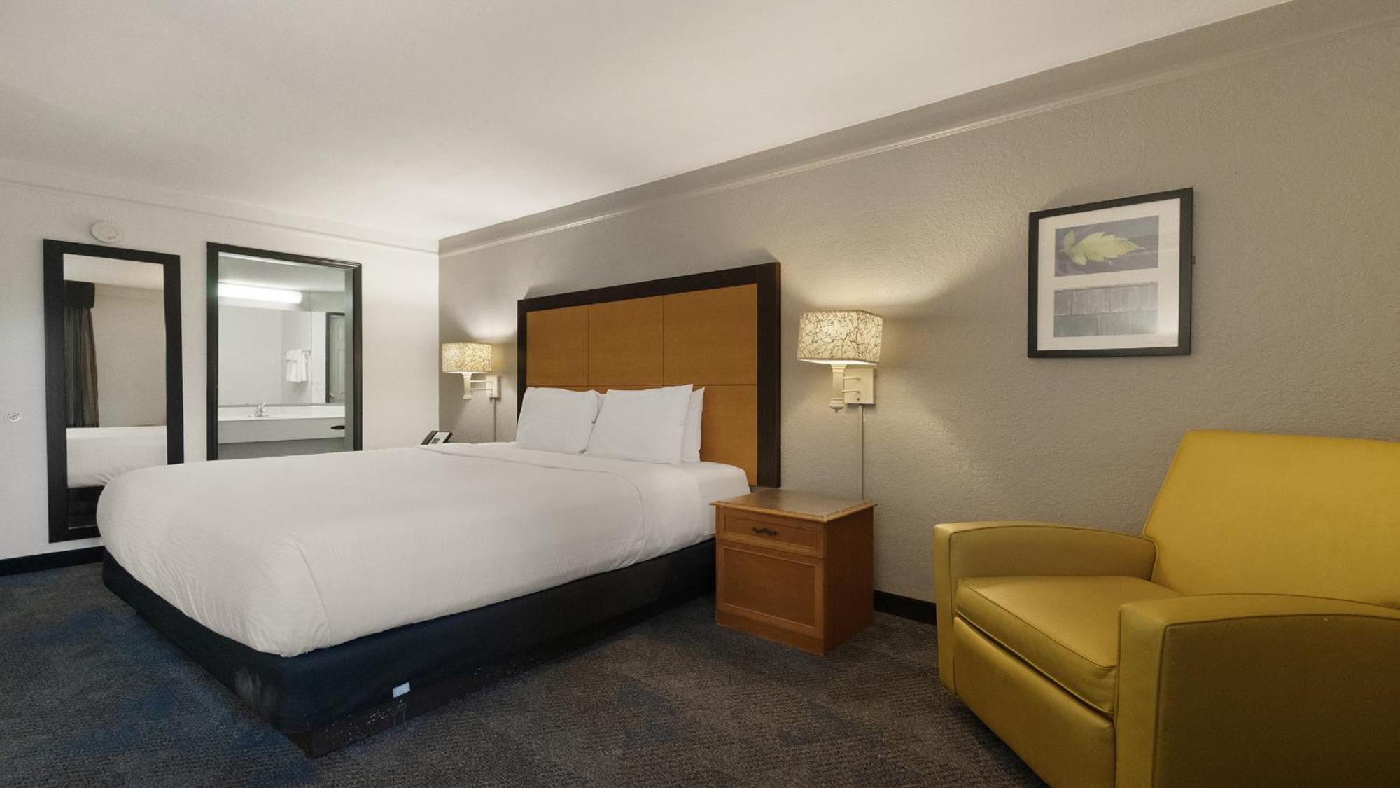 Howard Johnson By Wyndham Sacramento Downtown Ngoại thất bức ảnh