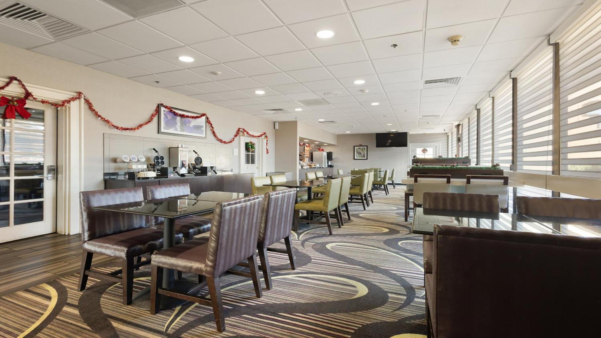 Howard Johnson By Wyndham Sacramento Downtown Ngoại thất bức ảnh