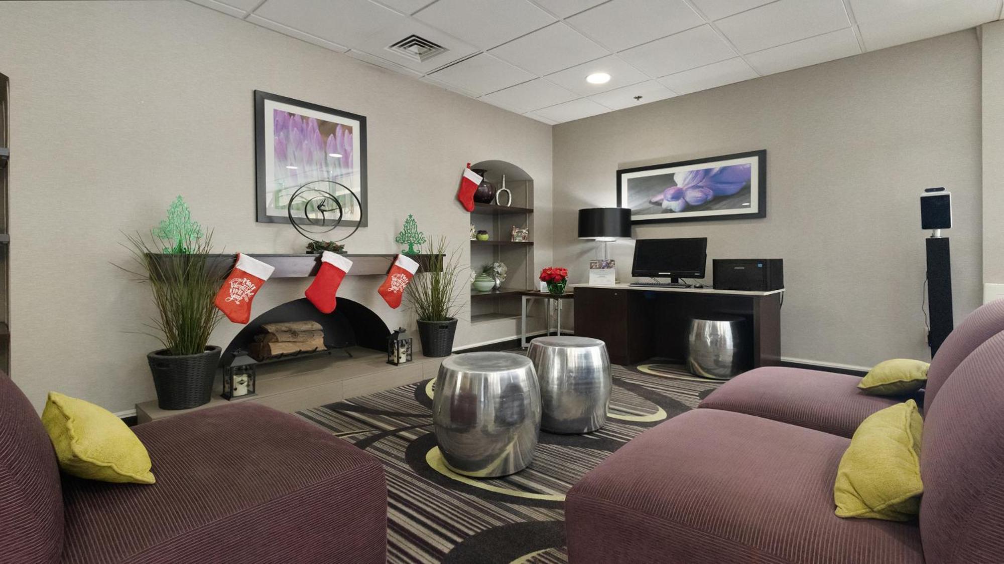 Howard Johnson By Wyndham Sacramento Downtown Ngoại thất bức ảnh